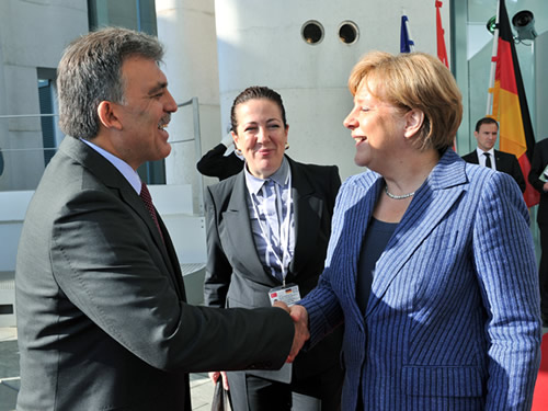 Cumhurbaşkanı Gül, Almanya Başbakanı Merkel ile Görüştü