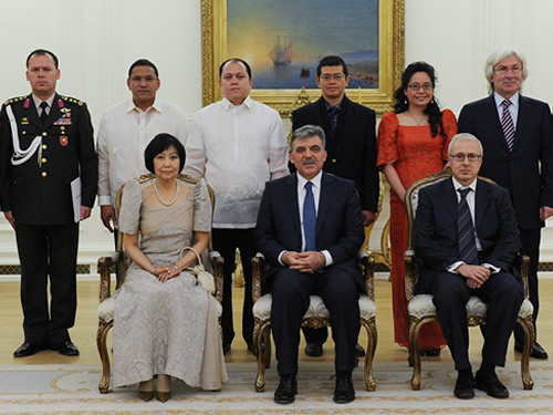 Cumhurbaşkanı Gül Filipinler Büyükelçisini Kabul Etti