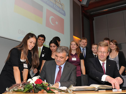 Türk-Alman İlişkilerinde Yeni Ufuklar: Bilim, Teknoloji, Enerji, Çevre, Eğitim ve Kültür