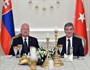 Slovakya Cumhurbaşkanı Gasparoviç ve Eşi Onuruna Resmi Akşam Yemeği verdi