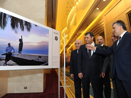Cumhurbaşkanı Gül, “Vakıfbank-TFMD Yılın Basın Fotoğrafları 2011 Yarışması” Ödül Törenine Katıldı