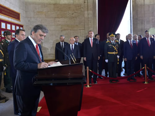 30 Ağustos Zafer Bayramı: Cumhurbaşkanı Gül, Anıtkabir’de Düzenlenen Törene Katıldı