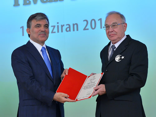 President Gül Attends Order of Republic and Order of Merit Presentation Ceremony at the Çankaya Presidential Palace